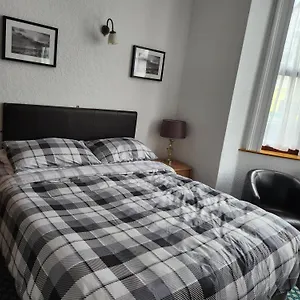  Guest house Queens
