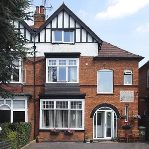 3* Bed & Breakfast Leaded Light